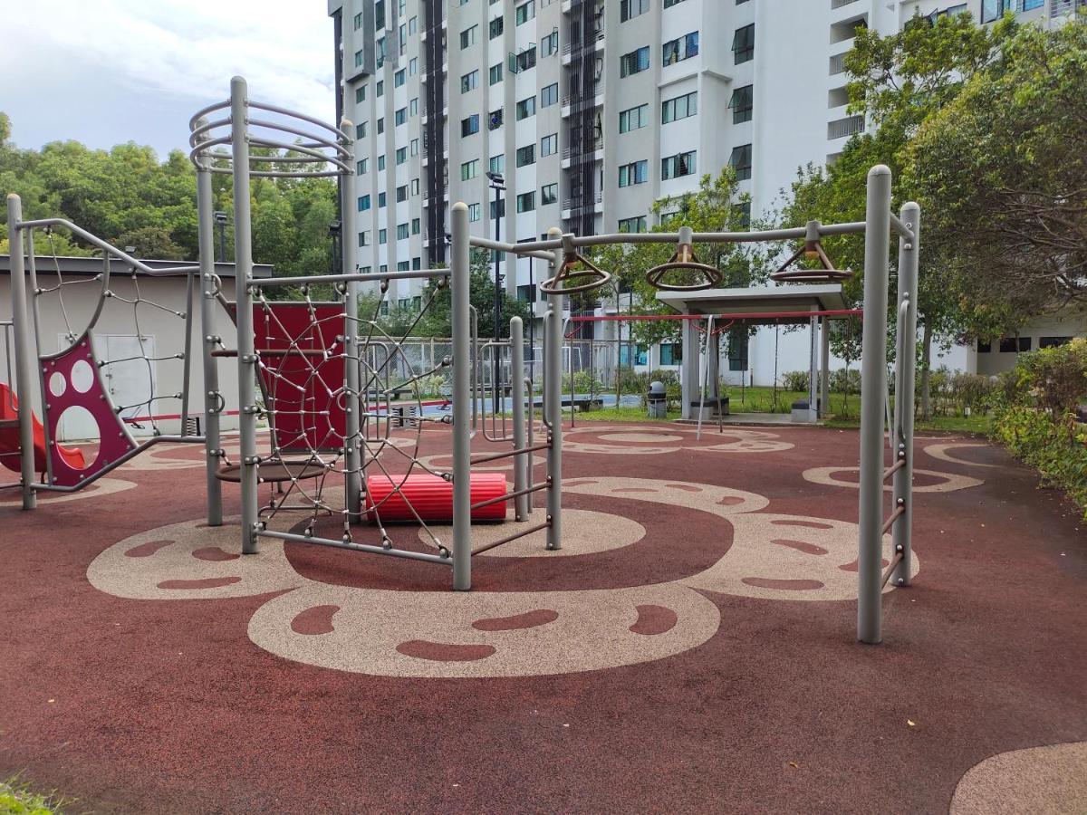 Apartamento De Cozy Corner Suria Rafflesia Setia Alam Shah Alam Exterior foto